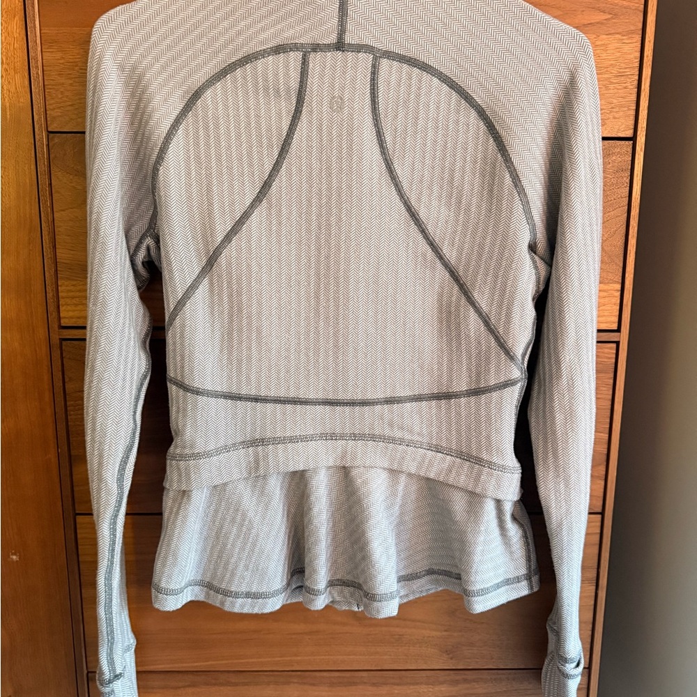 Lululemon Gray Ghost Herringbone zipper jacket Size 6 - Picture 9 of 13